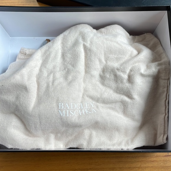 Badgley Mischka Satin Stiletto Heels, Size 6 - Picture 13 of 15